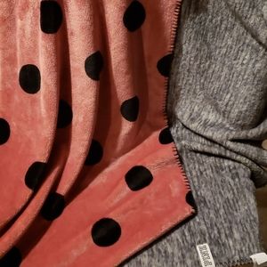 Victorias Secret Fleecy Throw